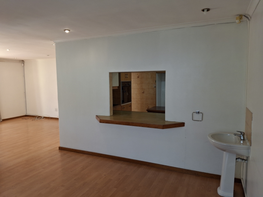 3 Bedroom Property for Sale in Pelican Park Western Cape